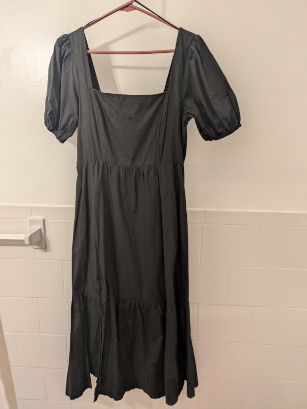 ASTR Black Puff-Sleeve Square Neck Midi Dress